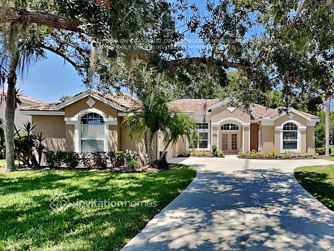 Building Photo - 6614 Oakbrooke Cir