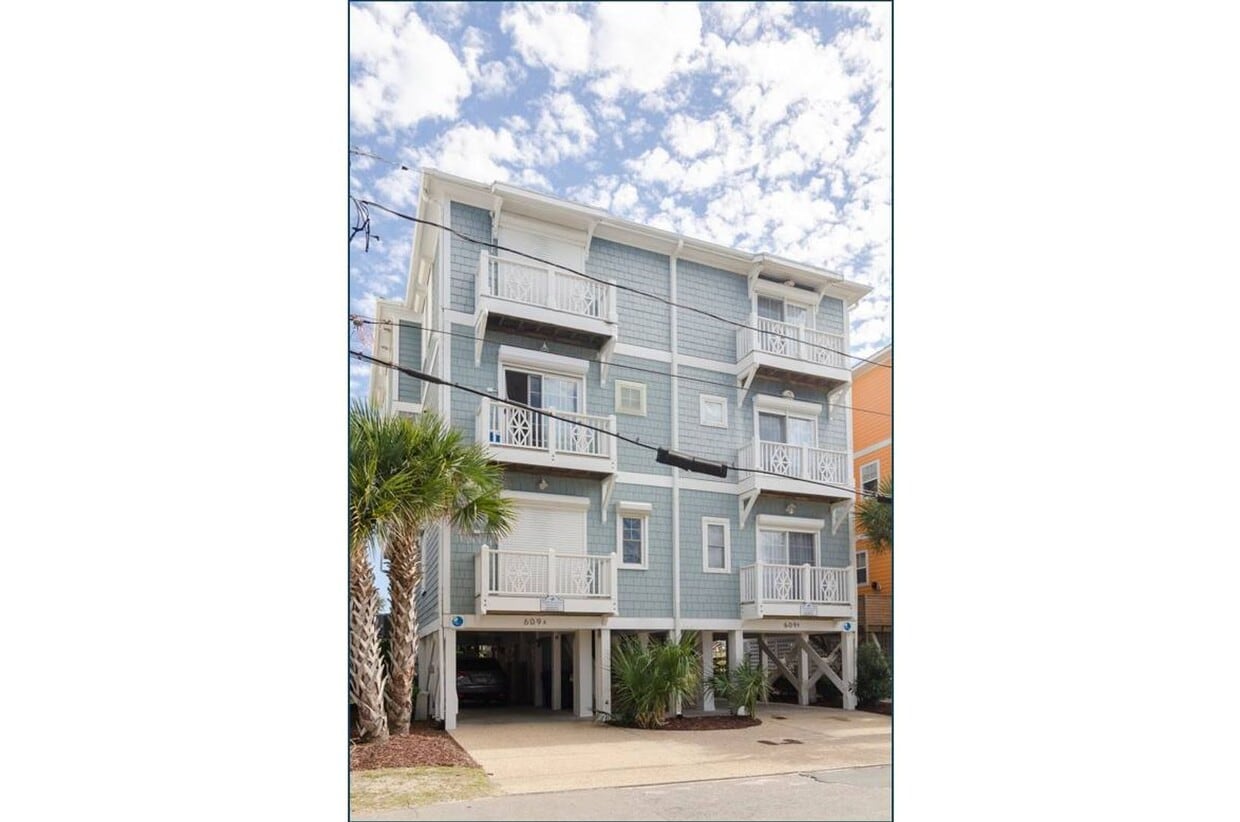 Primary Photo - 609 Carolina Beach Ave S