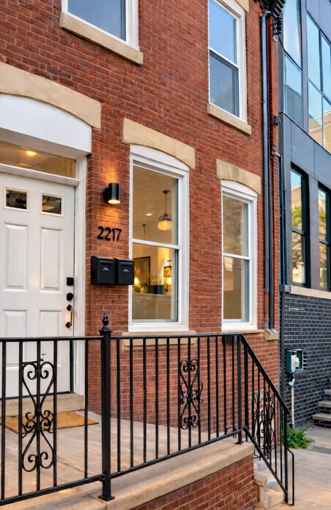 Foto del edificio - 2217 Reed St