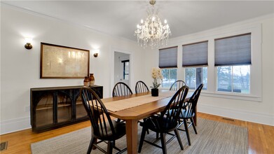 Building Photo - 3611 Union St Building Photo - 3611 Union St