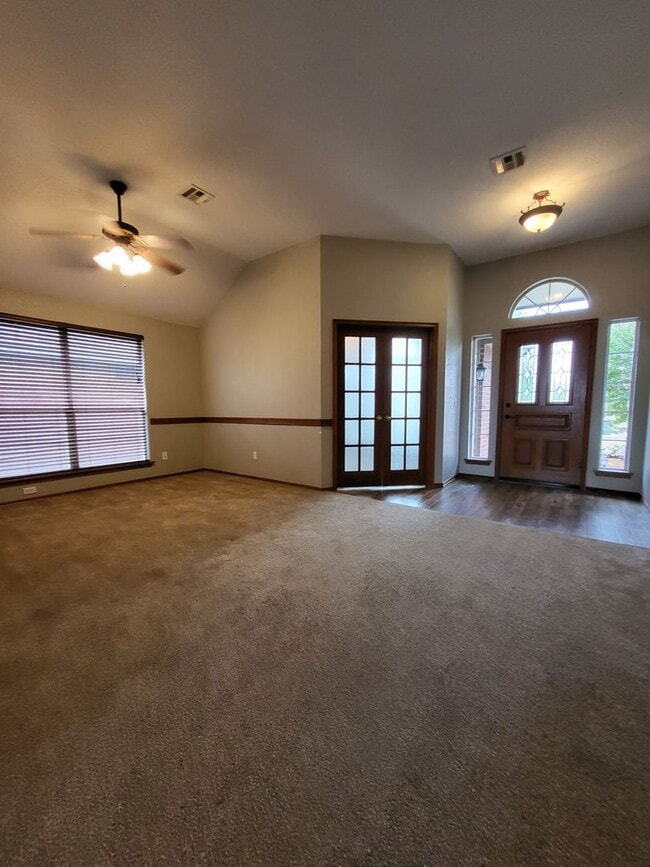 Photo - (3) Bed/(2) Bath + Study/Office in NW Norman! Storm Shelter! Neighborhood Pool! House