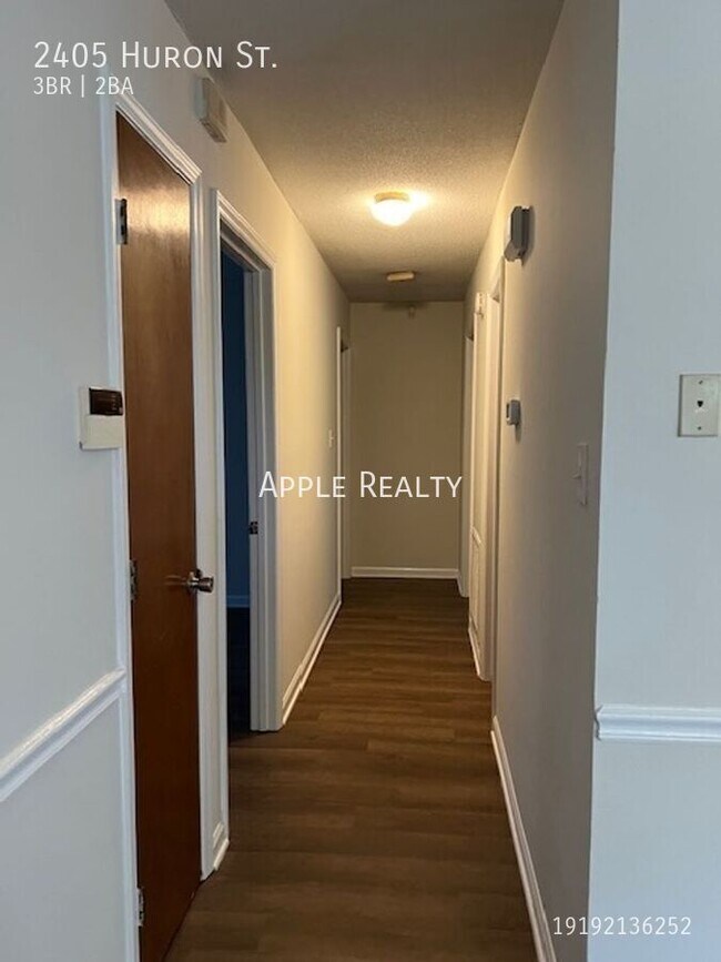 Foto del edificio - 2405 Huron St