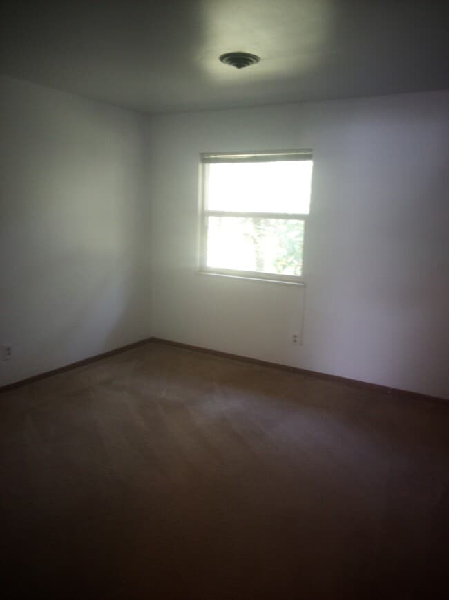 Building Photo - 108 Sandstone Ct