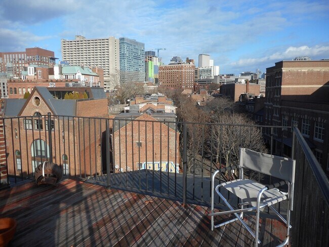 Foto del edificio - 141 Arlington St