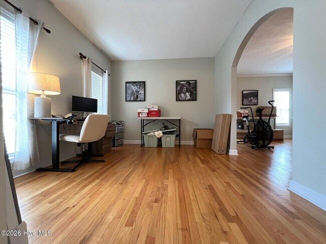 Building Photo - 26 Randolph St