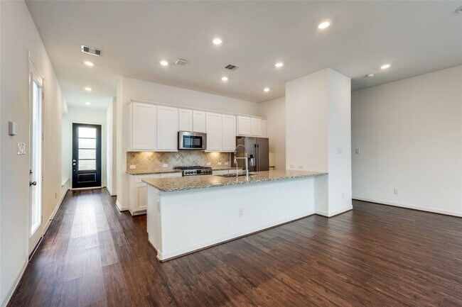 Foto del edificio - 1619 Ryon Falls Dr