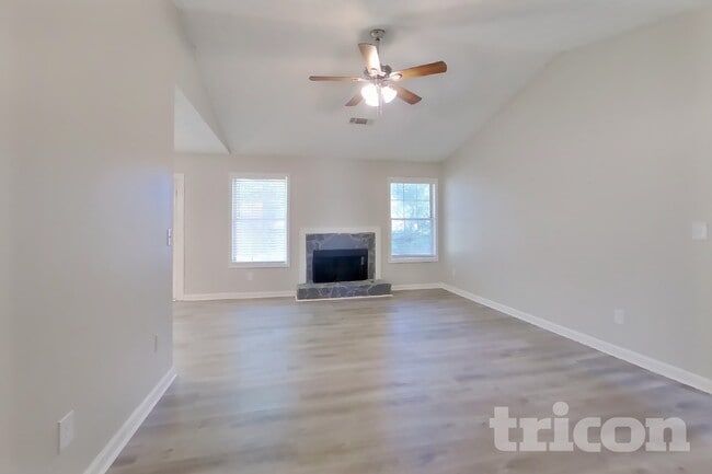 Foto del edificio - 118 Taylor Knoll Way