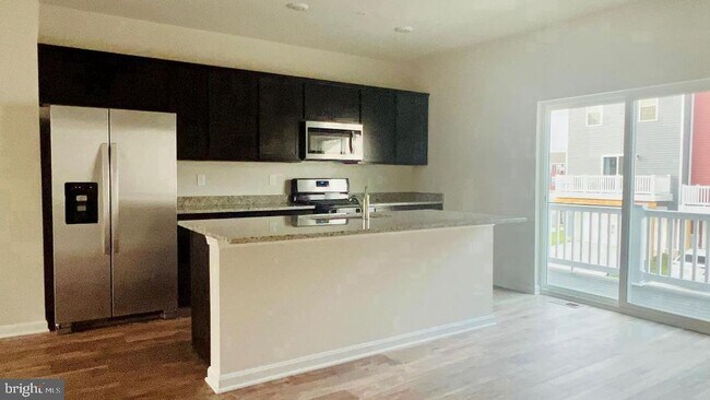 Foto del edificio - 1927 Fauna Dr