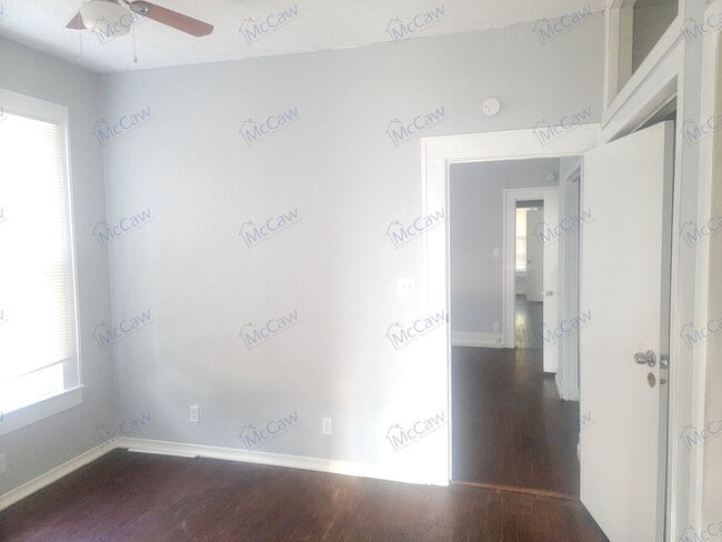 Building Photo - 1203 Polk St