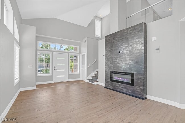 Building Photo - 1929 Thunder Ridge Cir