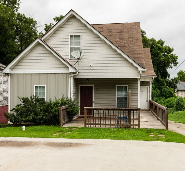 Photo - 1607 Ralph David Abernathy Blvd SW House