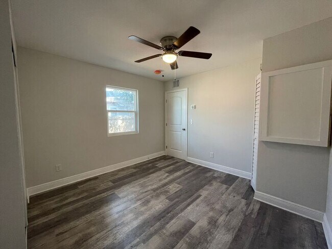 Foto del edificio - 1514 38th Ave N