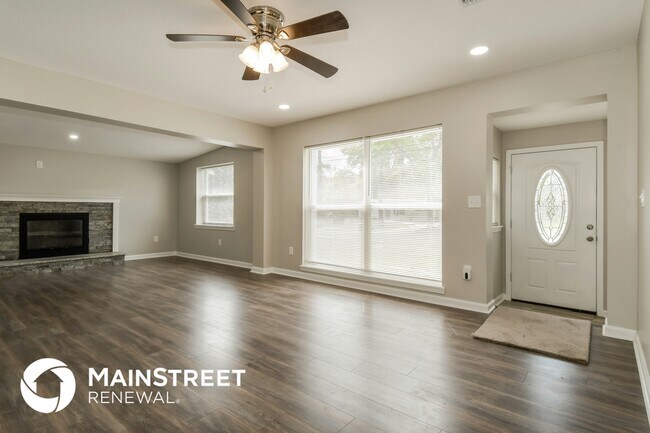 Foto del edificio - 8509 Addison Rd