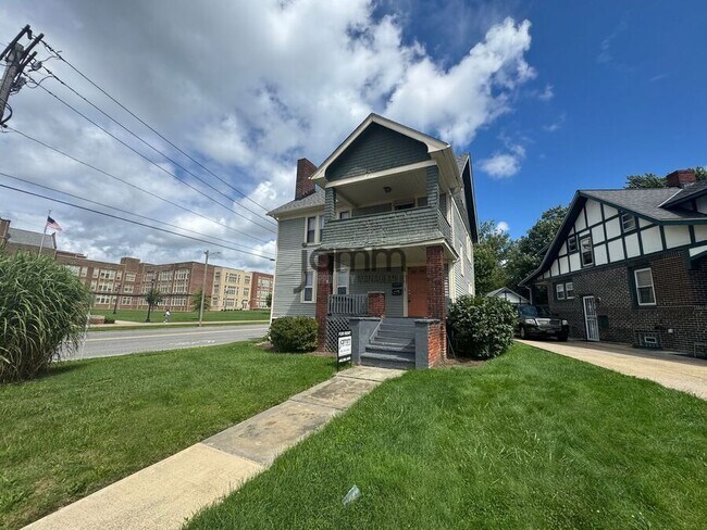 Foto del edificio - 3241 Kildare Rd