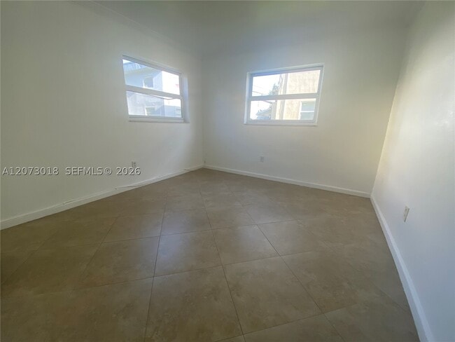 Building Photo - 3670 SW 60th Ave