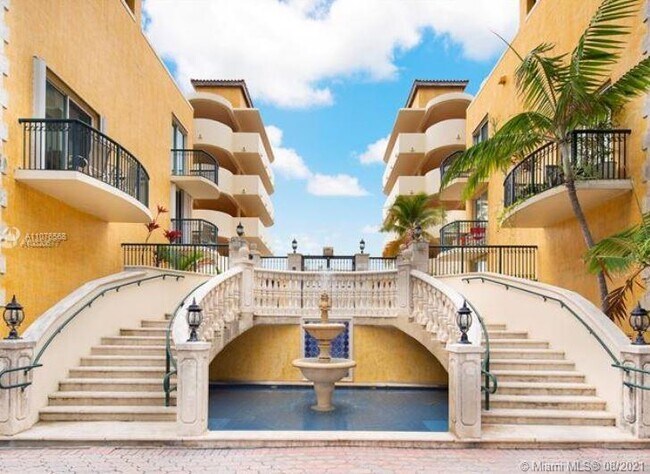 Foto del edificio - 8888 Collins Ave