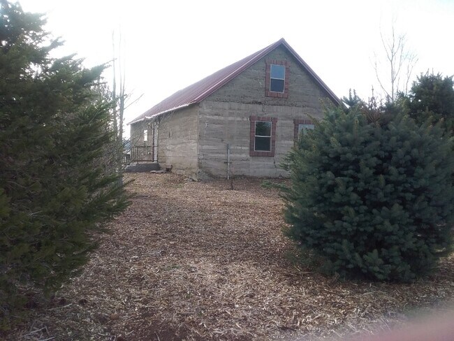 Building Photo - 217 E 113 S