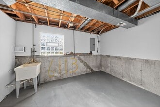 Building Photo - 6113 Spring Ln