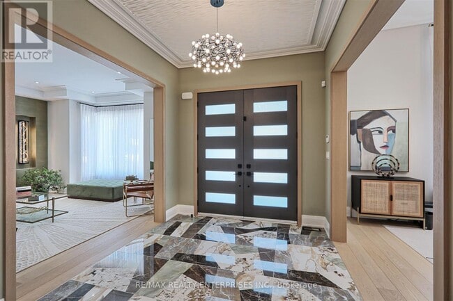 Building Photo - 500 Warren Rd