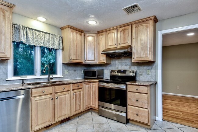 Foto del edificio - 11 Lamplight Cir