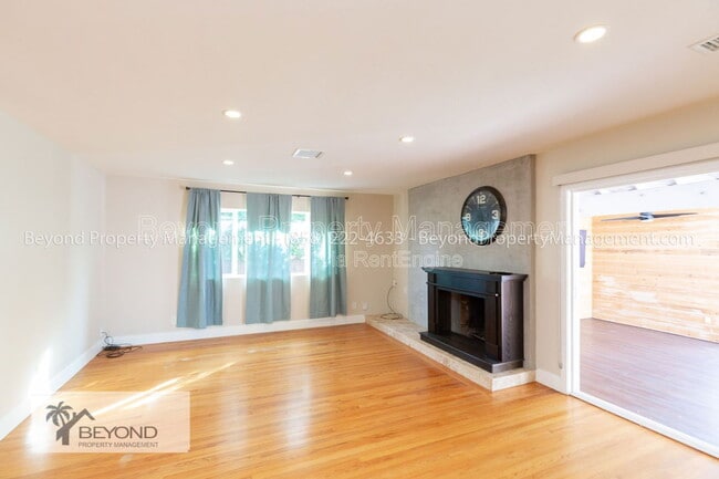 Building Photo - 2626 Greyling Dr