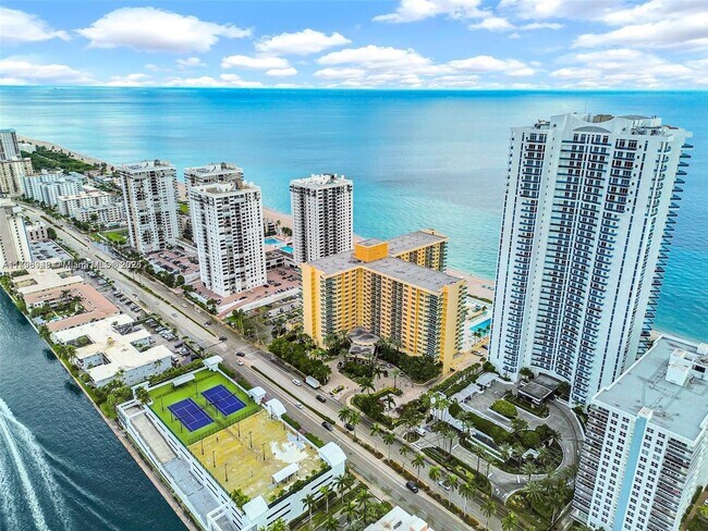 Foto del edificio - 2501 S Ocean Dr
