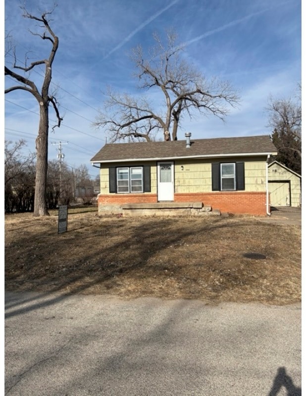 Building Photo - 1030 W 14th Ave