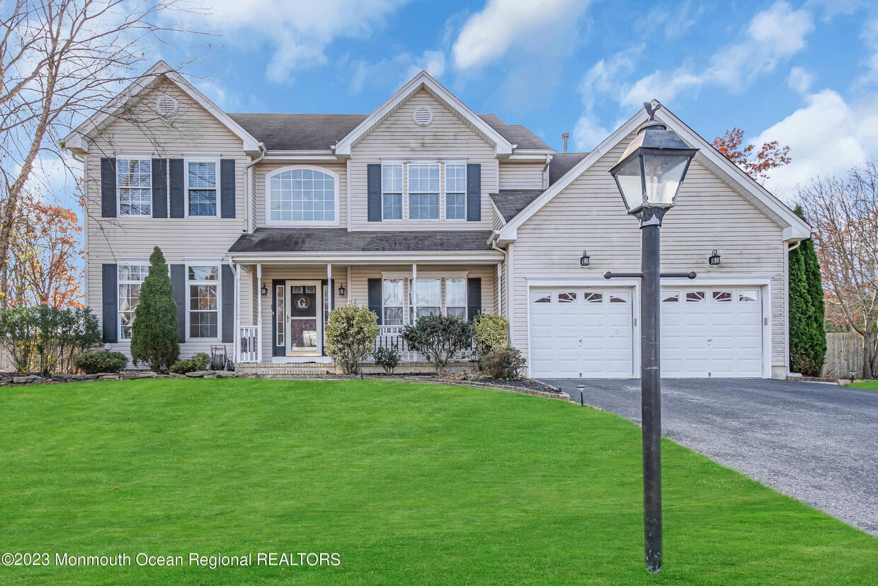 16 Whisper Way, Barnegat Township, NJ 08005 House Rental in Barnegat