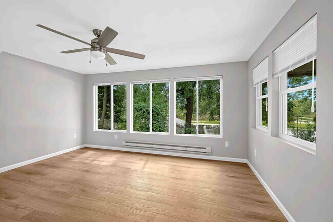 Bedroom with lake view - W8191 County Road ZB