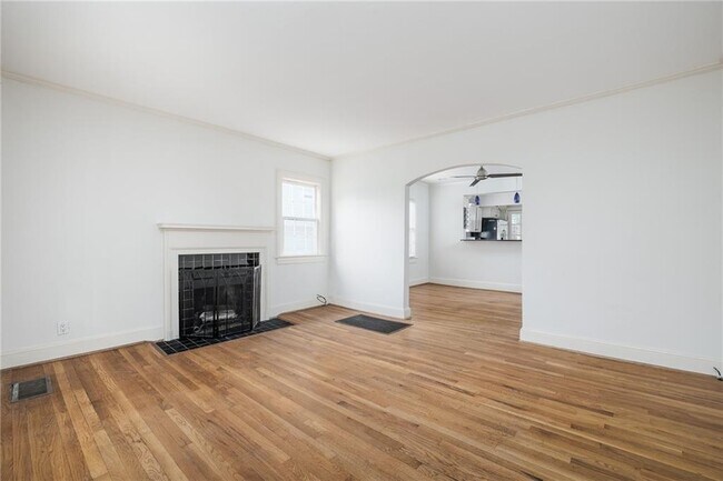 Foto del edificio - 545 Oakdale Rd NE