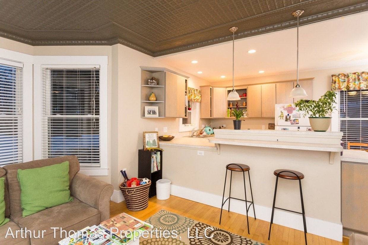 432 Spruce St, Rollinsford, NH 03869 House Rental in Rollinsford, NH