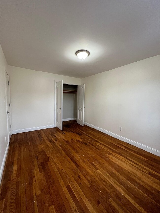 Building Photo - 4385 Wickham Ave
