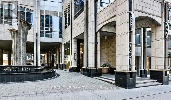 Building Photo - 761 Bay St.