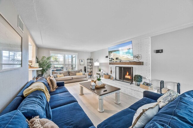 Foto del edificio - 366 W Osceola Ln