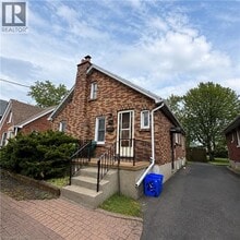 Building Photo - 252 Wellington Rd