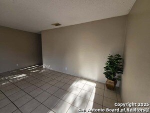 Foto del edificio - 8338 Longhorn Ridge Dr