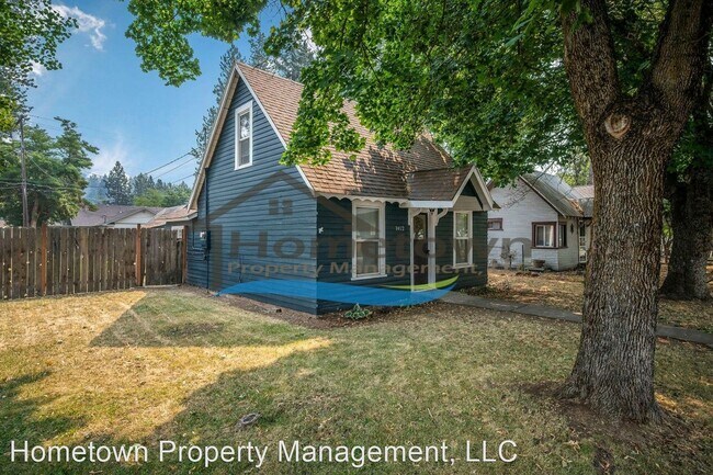 Building Photo - 2 br, 1.5 bath House - 1412 N 13th St