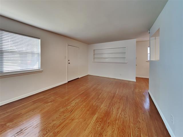 Foto del edificio - 4923 Newmore Ave