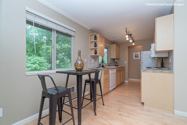 Foto del edificio - Beautiful 1bdrm/1bth condo in the Cedar Mi...