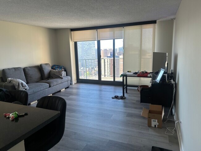 Foto del edificio - 3660 N Lake Shore Dr