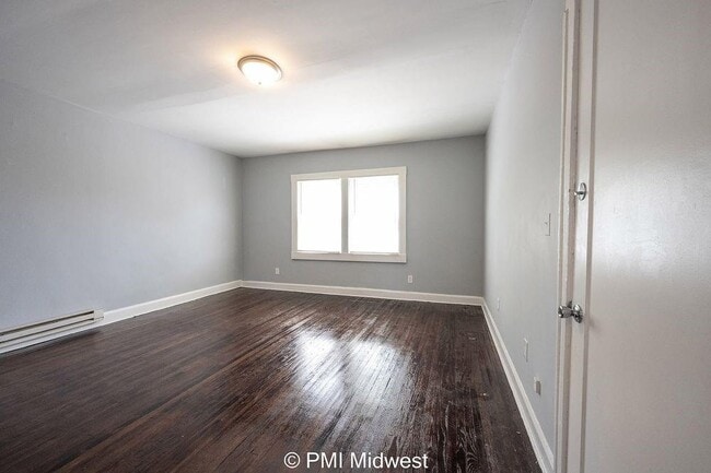 Building Photo - 1531 S Talbott St