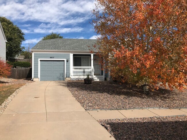 Foto del edificio - Open floorplan in Stetson Hills Rancher!