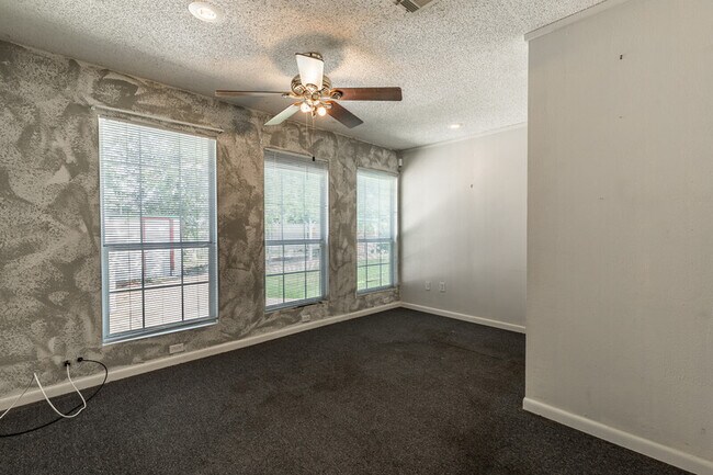 Foto del edificio - 113 County Rd 1604