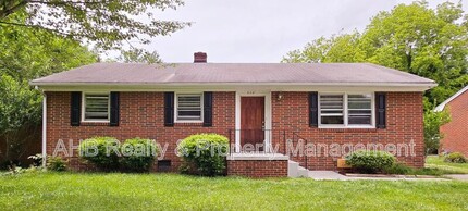 Building Photo - 317 Holt Ave