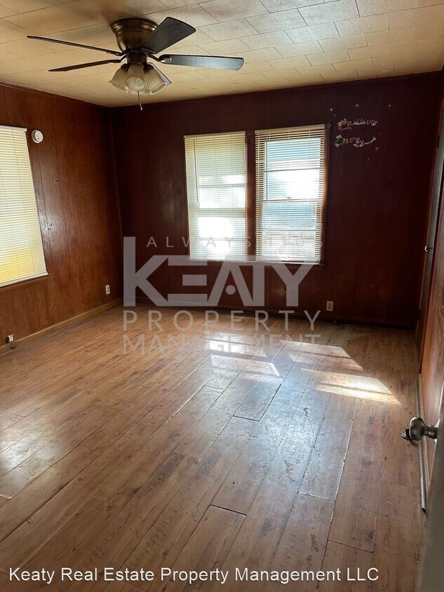 Foto del edificio - 1 br, 1 bath House - 518 1/2 Clay Street