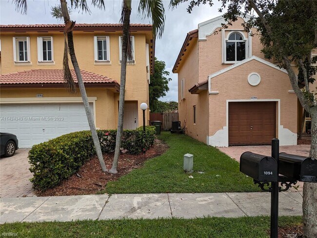 Building Photo - 4 br, 2 bath House - 1094 NE 41st Ave