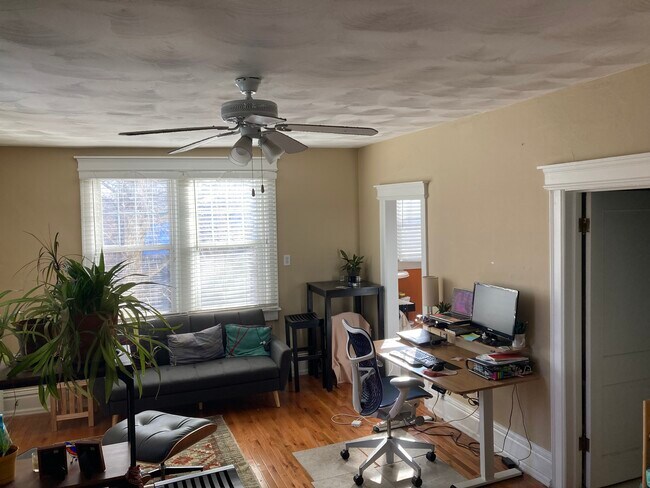 Foto del edificio - 504 N Pearl St