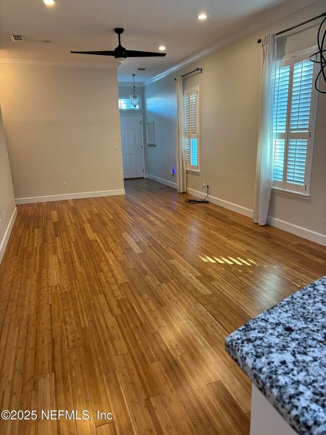 Building Photo - 651 Selva Lakes Cir