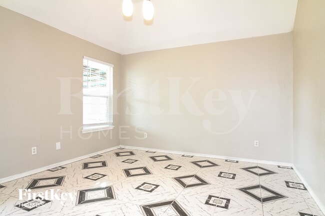 Foto del edificio - 9400 S Country Club Dr