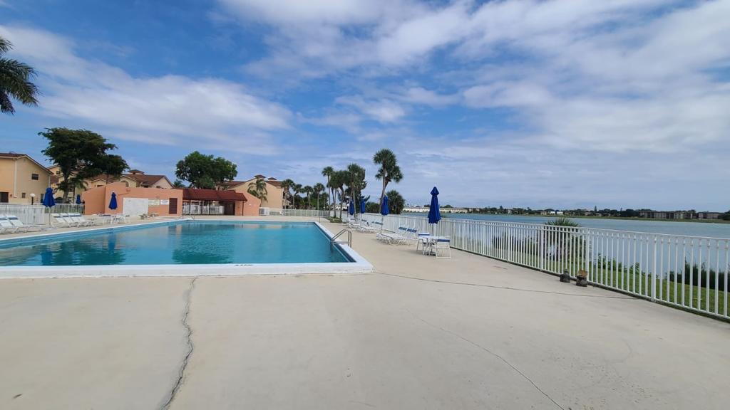 20850 San Simeon Way Unit 209, Miami, FL 33179 Condo for Rent in